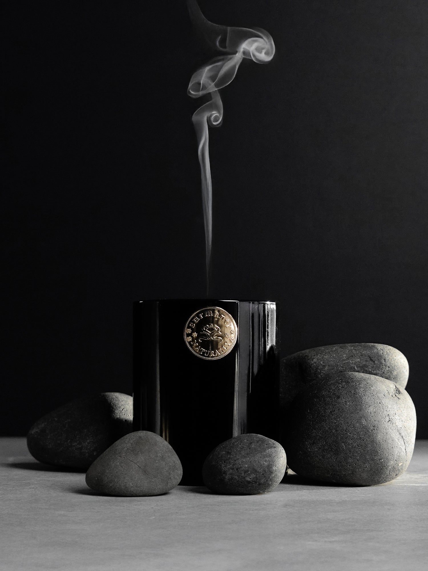 Vetiver & Geranium Soy Long Burning Candle 250g - Masculine Sophisticated & Modern. - Surmanti - Made In New Zealand