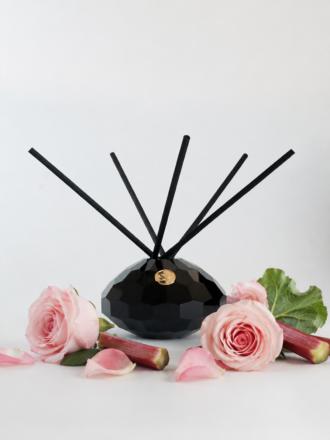 Roses & Rhubarb Hexagonal Crystal Reed Diffuser - Limited Edition - Refillable - Surmanti - Made In New Zealand