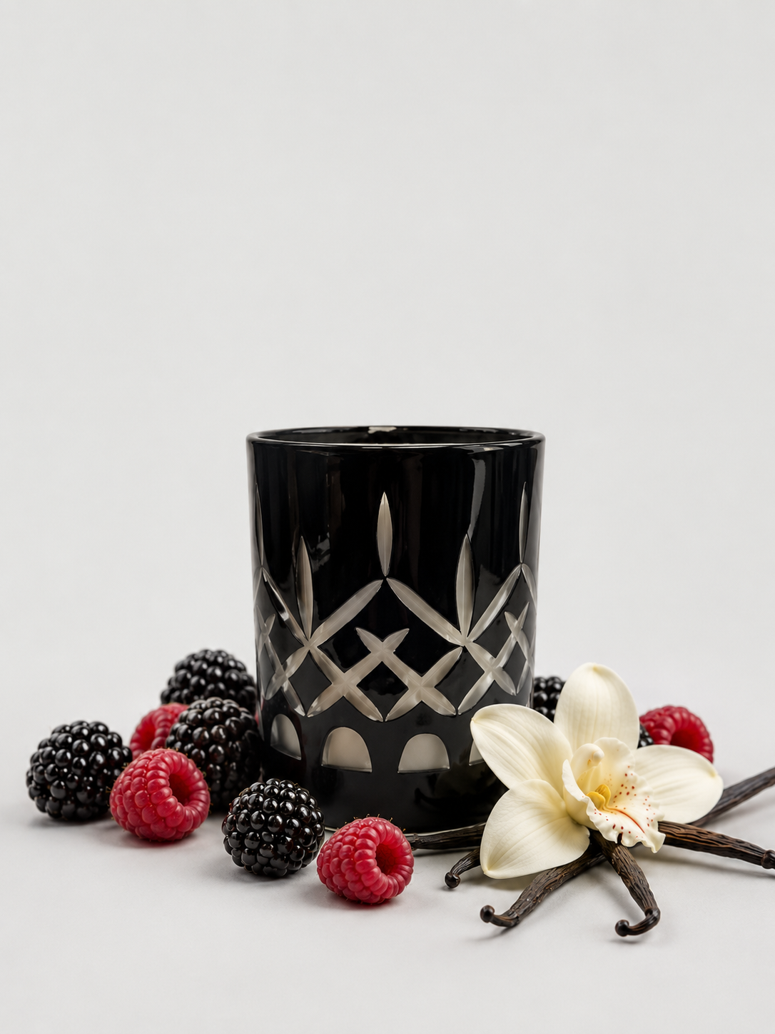 Black Raspberry & Vanilla Crystal Series Long Burning Pure Coconut Wax Candle Small 150gm - Surmanti - Made In New Zealand