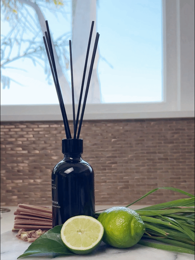 Reed Diffuser - Persian Lime & Lemongrass - Natural Kitchen - Large Rooms 200mL - Surmanti - Made In New Zealand