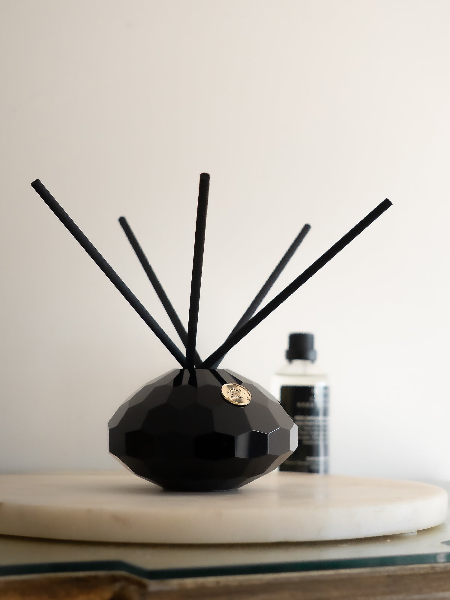 Black Raspberry & Vanilla Hexagonal Reed Diffuser - 100ml - Surmanti - Made In New Zealand
