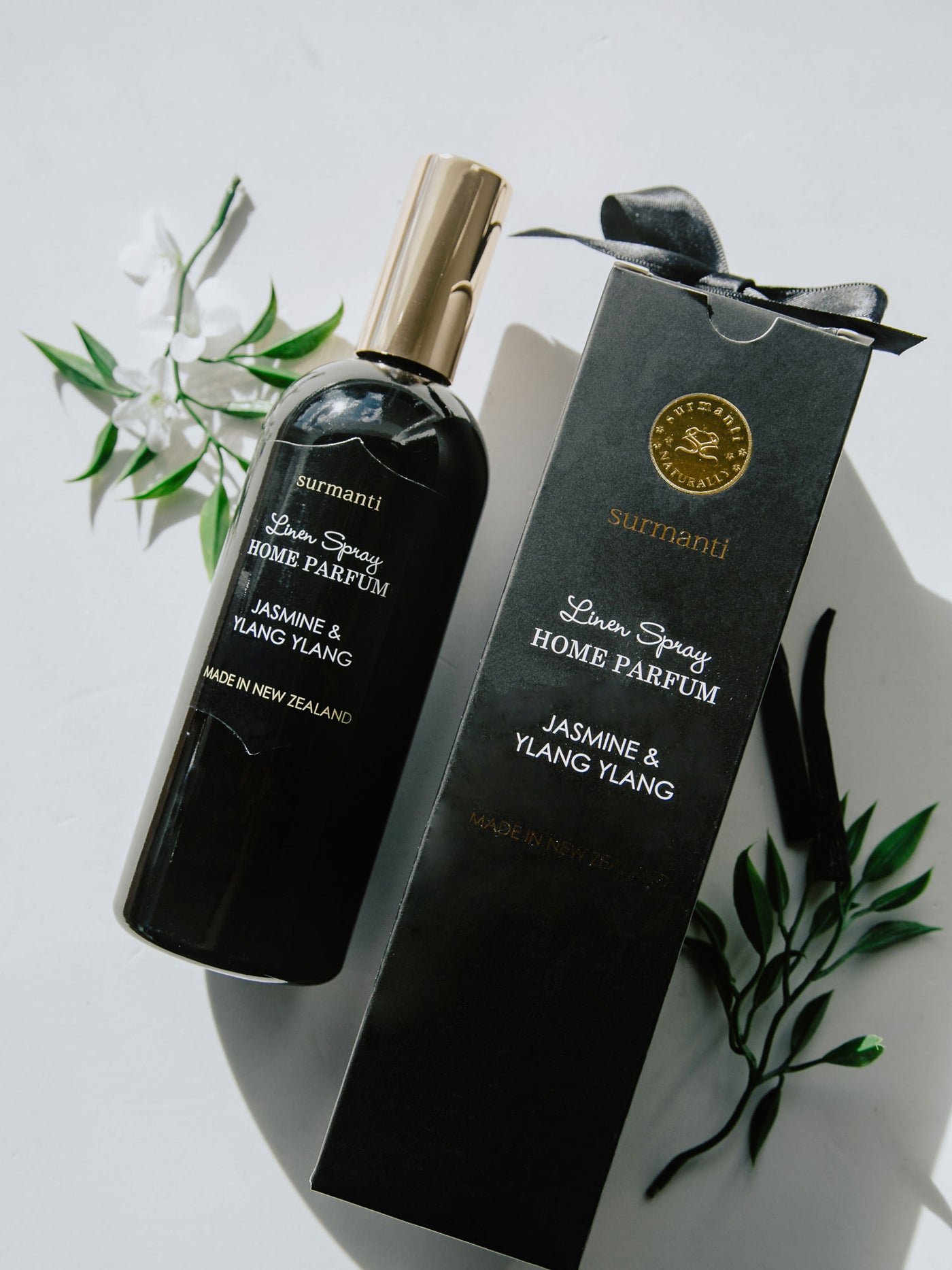 Jasmine & Ylang Ylang Linen Spray Home Parfum (200 ml) - Surmanti - Made In New Zealand